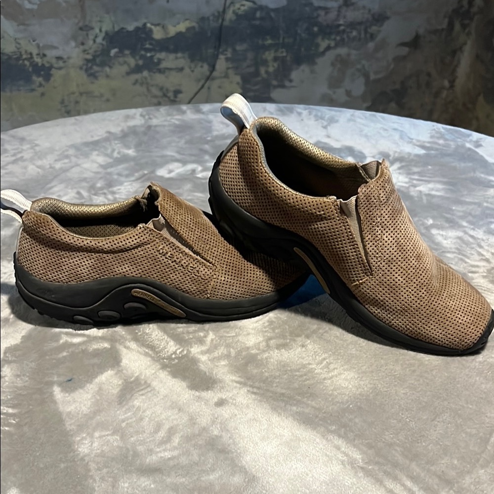 Merrell Tan Slip-On Jungle Moc Woman’s size10. Used condition.